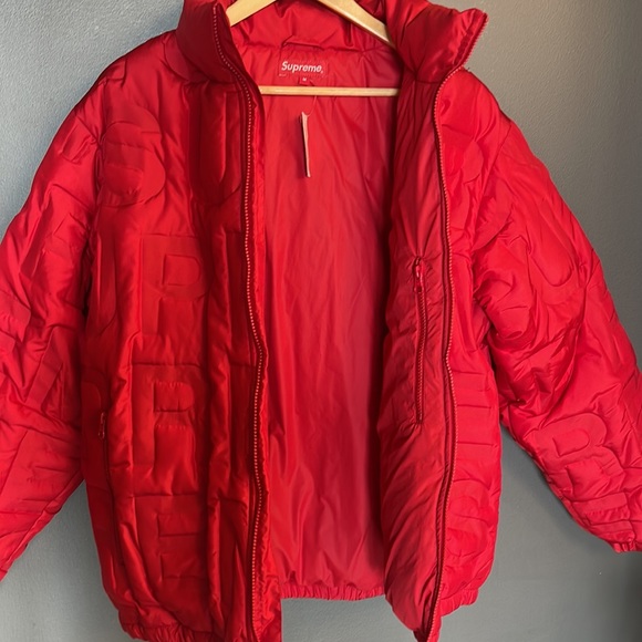 Super cool brand authentic new supreme, winter coat, men’s, medium red with tags - Picture 7 of 8